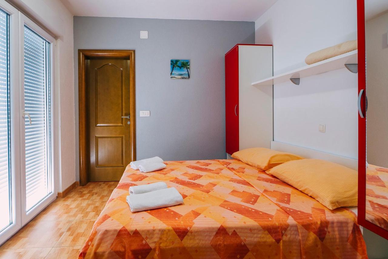 Apartments Luxur Center Baška Voda Exterior foto
